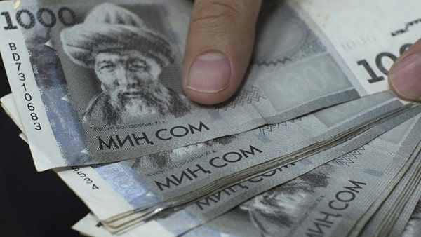 В апреле повысят зарплаты работникам социальной сферы