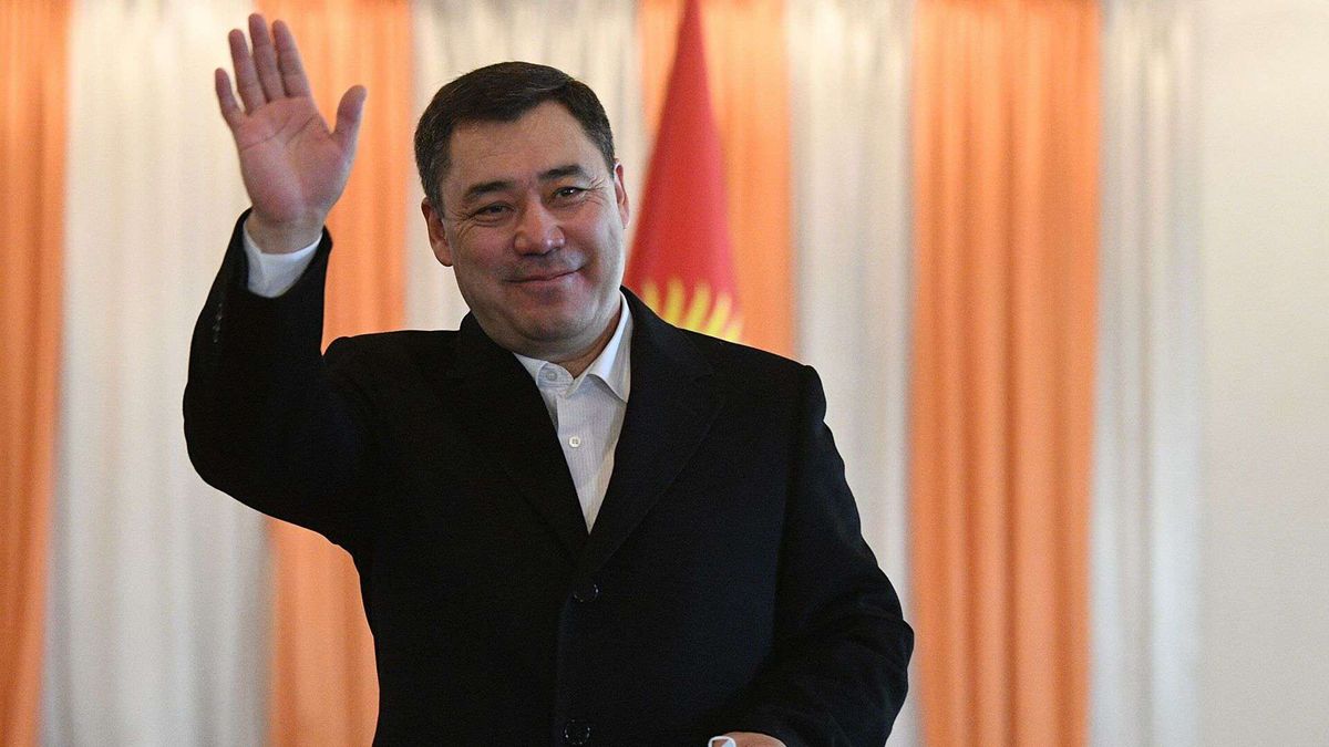 Жапаров вылетел в Казахстан — сколько человек в делегации?
