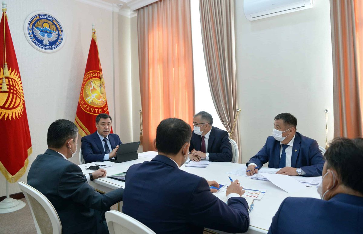 Жапаров: Большая часть кредитов и гарантий должна выдаваться в регионах