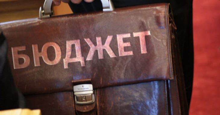 Повышение зарплат бюджетникам обойдется ежемесячно в 26 млрд сомов
