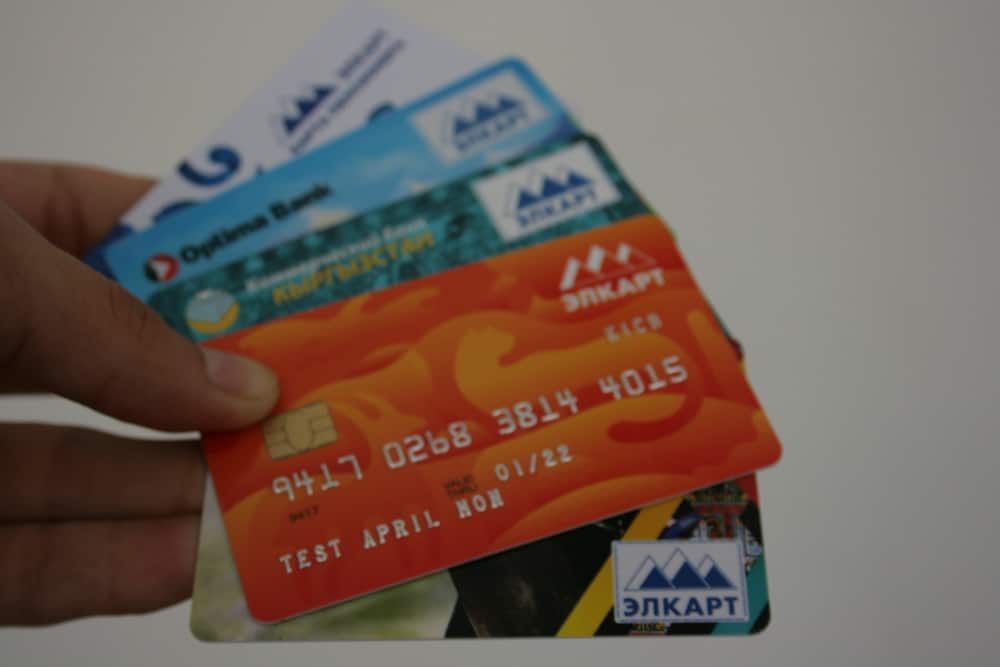 Оплату картами «Элкарт» в автобусах Бишкека планируют ввести осенью
