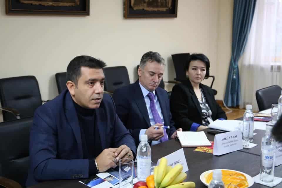 В Кыргызстане на базе Кара-Балтинского коврового комбината откроется новая текстильная фабрика