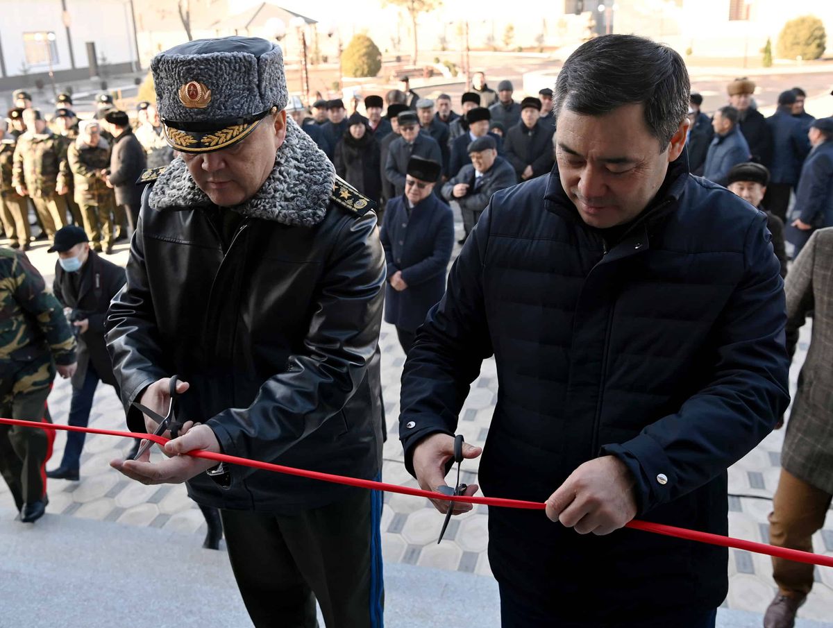 Сотрудникам ГКНБ построят многоквартирные дома в Бишкеке и Джалал-Абаде