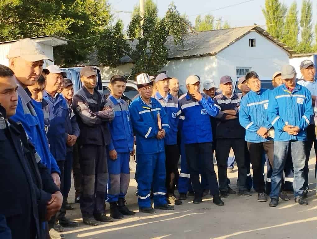 Энергетики продолжают восстанавливать электроснабжение в Баткенской области