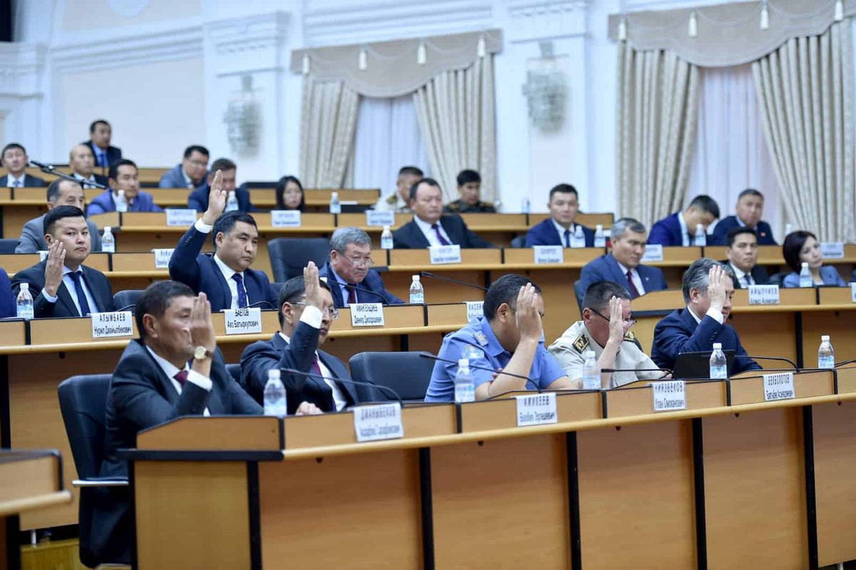 Консолидированный бюджет КР на 2023 год составит 500 млрд сомов — кабмин