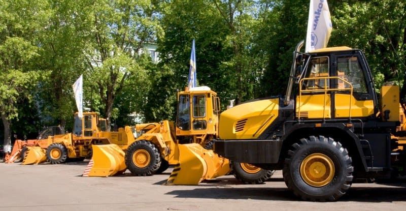 В мае прибудет первая партия спецтехники за 686 млн сомов