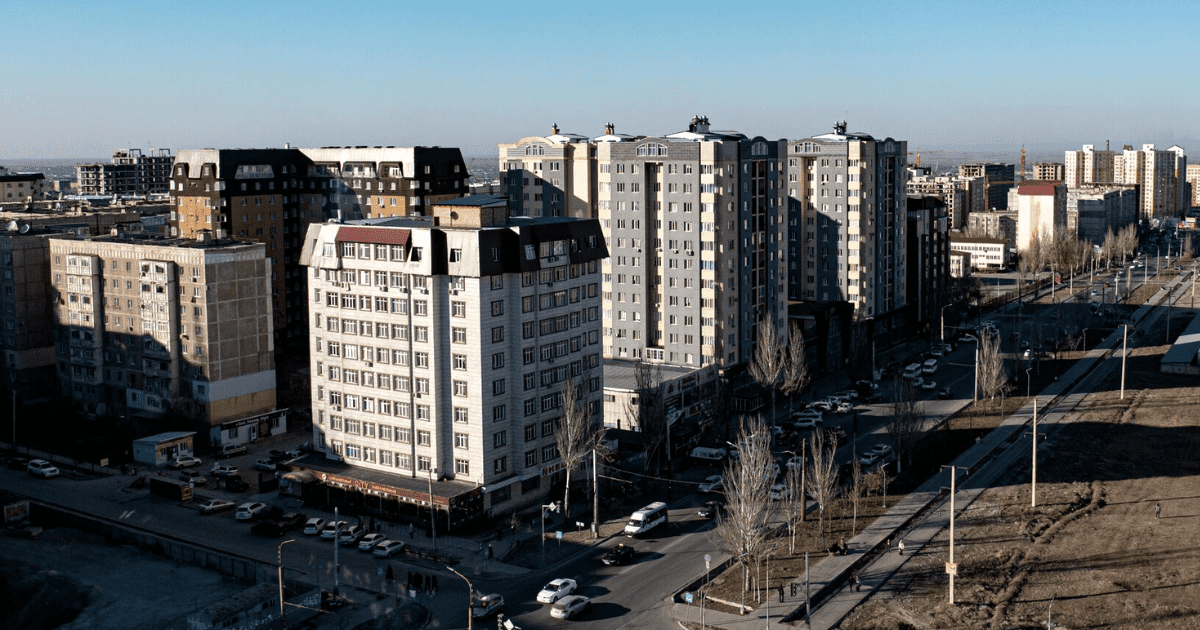Дома крупных стройкомпаний в Бишкеке выдержат землетрясение в 8-9 баллов — мэр