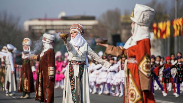 В связи с празднованием Нооруза в Бишкеке перекроют центральные улицы изображение публикации