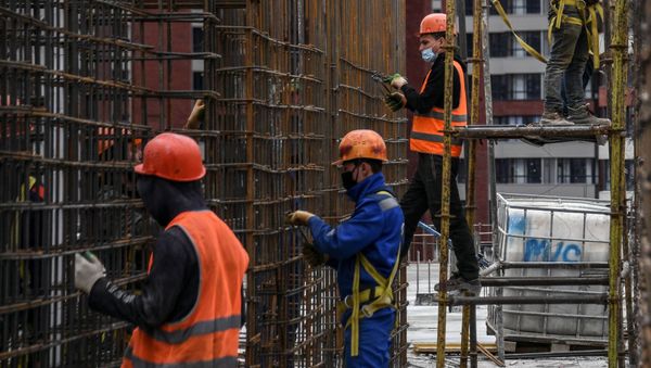 Кыргызстанцам за рубежом вернули невыплаченную зарплату на 345.6 тысячи сомов изображение публикации