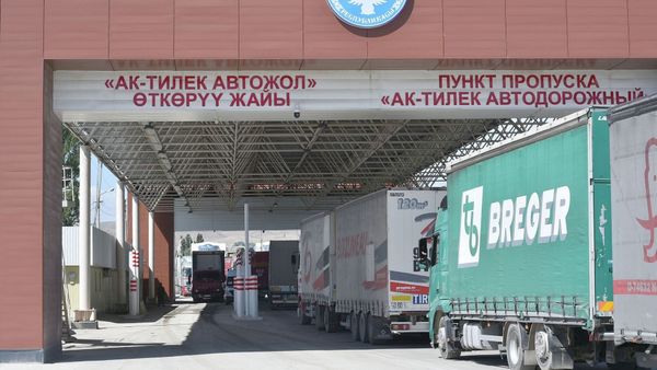 Пять КПП временно приостановят пропуск лиц и транспорта через границу изображение публикации
