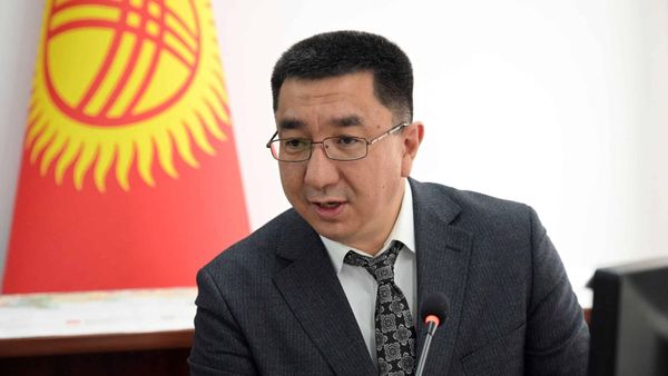 Отвечать за состояние дорог в Бишкеке должны не мы, а мэрия – министр транспорта изображение публикации