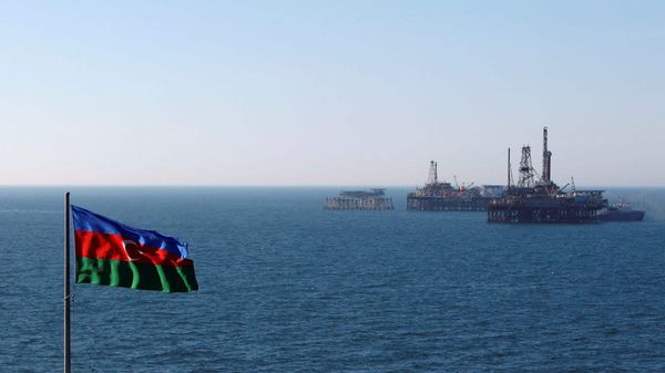 Азербайджан может стать поставщиком нефтепродуктов в Кыргызстан изображение публикации