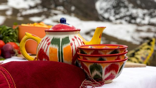 Каникулы в январе и мае, рабочие 23 февраля и 7 апреля — чем кабмин КР предлагает дополнить Трудовой кодекс? изображение публикации