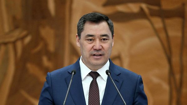 Ключевой сектор экономики – Садыр Жапаров поздравил с Днем банковского работника изображение публикации