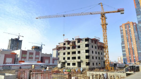 В Бишкеке приостановили строительство 14-этажного дома изображение публикации
