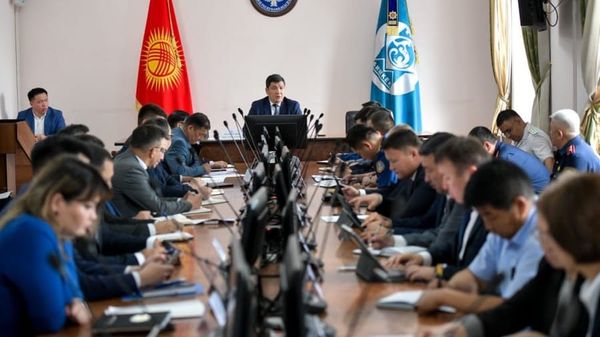 В Бишкеке усилят работу по выявлению нелегальных мигрантов изображение публикации