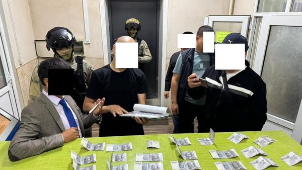 В Оше сотрудник госучреждения «Унаа» вымогал взятку за постановку автомобиля на учет изображение публикации