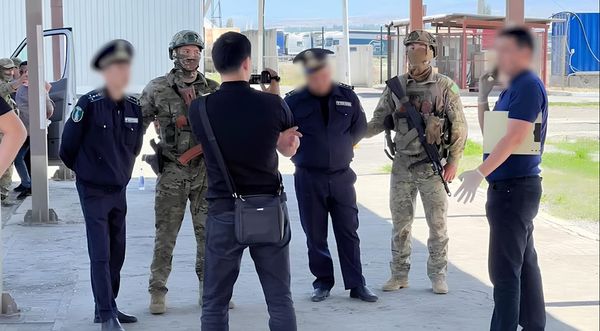 ГКНБ задержал капитана Таможенной службы за вымогательство взяток изображение публикации