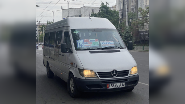 Жители части Бишкека пожаловались на работу двух микроавтобусных маршрутов — что ответили в мэрии? изображение публикации