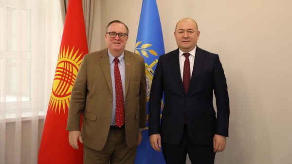Генпрокурор КР и посол США обсудили вопросы верховенства права и перспективы сотрудничества изображение публикации