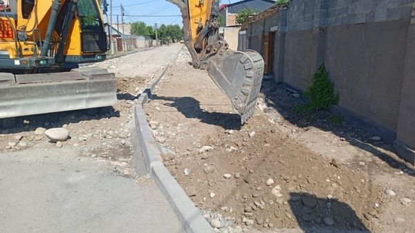 На каких улицах Ленинского района столицы ремонтируют тротуары и дорожное полотно – список изображение публикации
