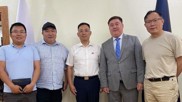 Китай планирует создать в КР три компании в области энергетики, горнодобычи и транспорта изображение публикации