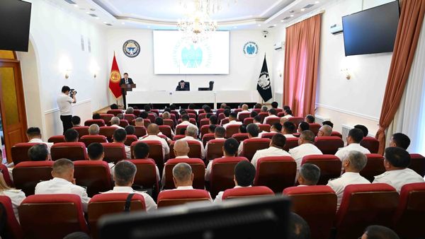 Наблюдается повышение уровня жизни населения – глава кабмина КР Акылбек Жапаров изображение публикации