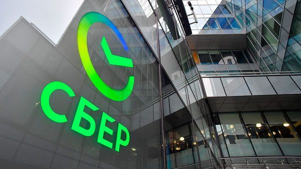 Акылбек Жапаров пригласил «Сбербанк», ВТБ, «Внешэкономбанк» и «Газпромбанк» открыть филиалы в КР изображение публикации