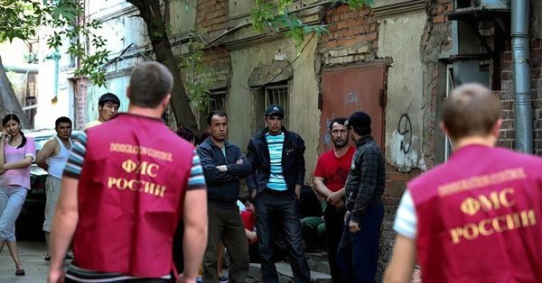 В России намерены выдворять мигрантов за незнание русского языка изображение публикации