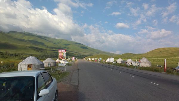 Интенсивность движения в Суусамырской долине за 28 лет выросла с 404 до 4000 машин в сутки изображение публикации