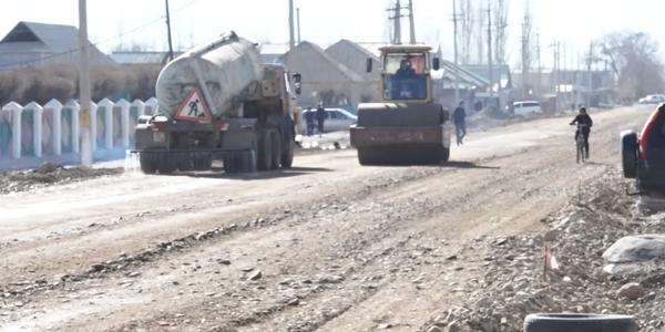 В Балыкчы наполовину завершено строительство дороги за 260 млн сомов изображение публикации