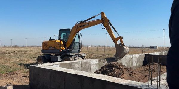 В Бишкеке снесли незаконные постройки на сельхозземлях в микрорайоне Кок-Жар изображение публикации
