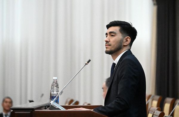 Жогорку Кенеш одобрил кандидатуру Азамата Жамангулова на должность министра цифрового развития изображение публикации
