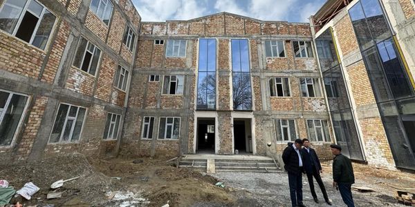 В Джалал-Абаде строят новую поликлинику за 156 млн сомов изображение публикации