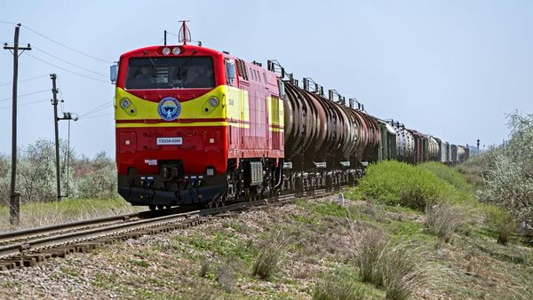 До 50%: Казахстан снизит для Кыргызстана тарифы на железнодорожные грузоперевозки изображение публикации