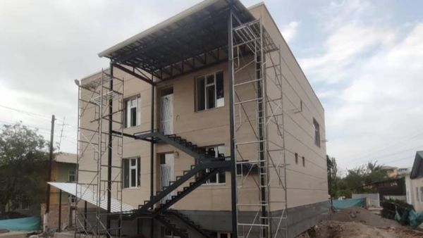 Строительство нового здания Минюста в Баткене. Фото: Минстрой.