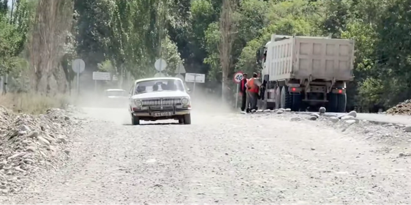 Министр транспорта потребовал ускорить строительство дороги Нарын – Баетов изображение публикации
