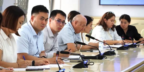 Как Кыргызстан и Узбекистан намерены наращивать товарооборот – обсудили в Минэкономе изображение публикации