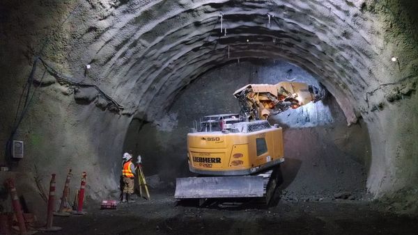 Кабмин утвердил проект альтернативного тоннеля на трассе Бишкек — Ош изображение публикации