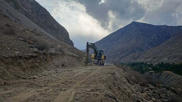 Строительство дороги в Зардалы продолжается – глава Минтранса проинспектировал работы (видео) изображение публикации
