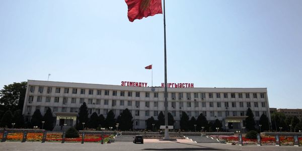 Экс-вице-мэр Оша и другие чиновники задержаны по подозрению в коррупции изображение публикации