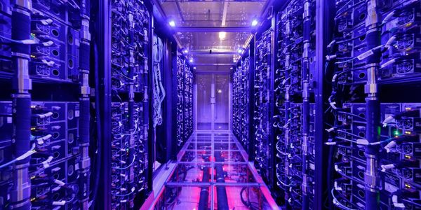 Для развития ИИ: МЦР планирует приобрести суперкомпьютеры на 215 млн сомов изображение публикации