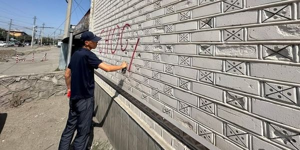 Утренний рейд с участием Женишбека Токторбаева. Фото: мэрия Оша.