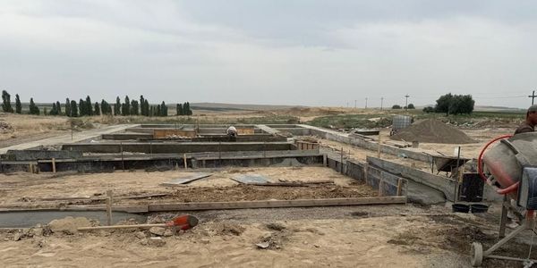 Строительство фруктового хранилища на 400 тонн в Ала-Буке. Фото: Минсельхоз.