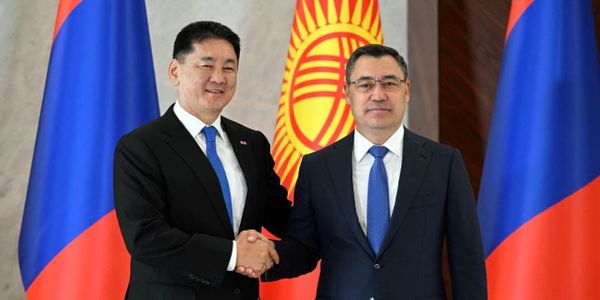 Государственный визит Ухнаагийна Хурэлсуха в Кыргызстан. Фото: пресс-служба президента КР.