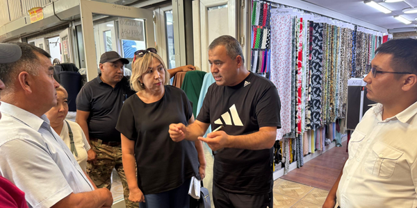 Торговцам рынка «Мадина» рассказали о преимуществах перехода на особый налоговый режим изображение публикации