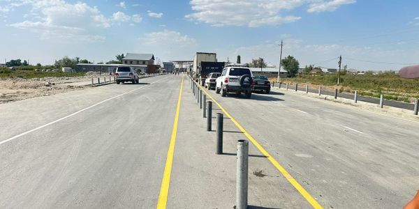 В Таласе завершают благоустройство территории вокруг КПП «Чон-Капка» изображение публикации