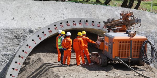 Проходка трех тоннелей ведется на строительстве железной дороги Китай – Кыргызстан – Узбекистан изображение публикации