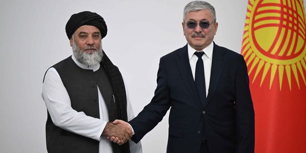 Касымалиев и Азизи обсудили расширение сотрудничества Кыргызстана и Афганистана изображение публикации