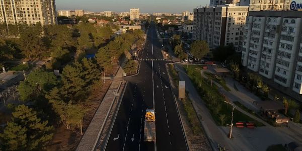 В Бишкеке открыли обновленный участок улицы Ахунбаева изображение публикации